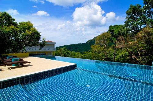 Hotel Grand Bleu Ocean View Pool Suite
