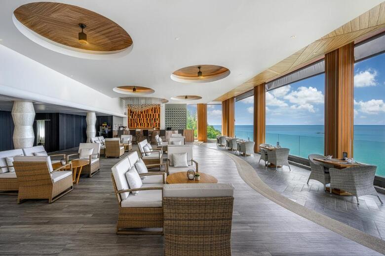 Hotel Aquamarine Resort & Villa