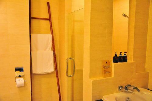Hotel Navatara Phuket Resort