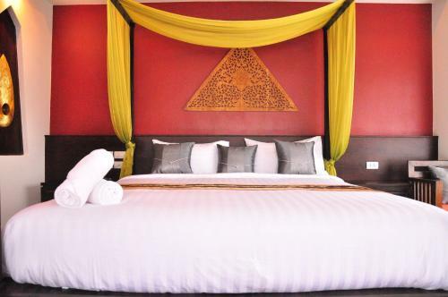 Hotel Navatara Phuket Resort