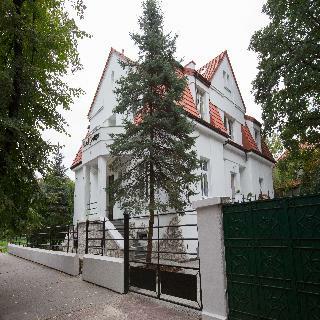 Grottger Luxury Boutique Hotel
