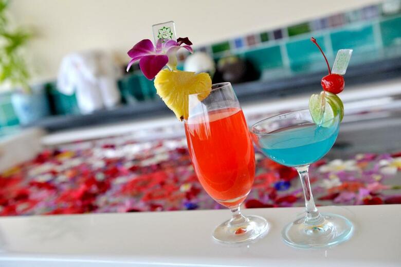 Hotel Mangosteen Resort And Ayurveda Spa