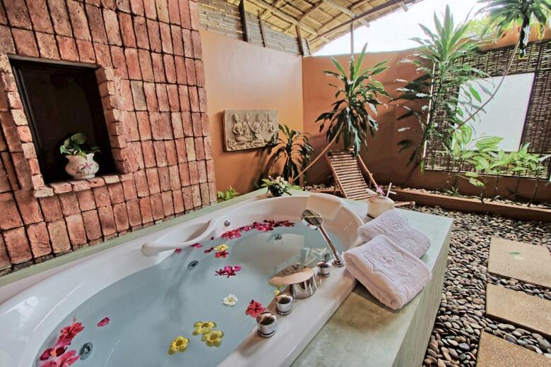Hotel Mangosteen Resort And Ayurveda Spa