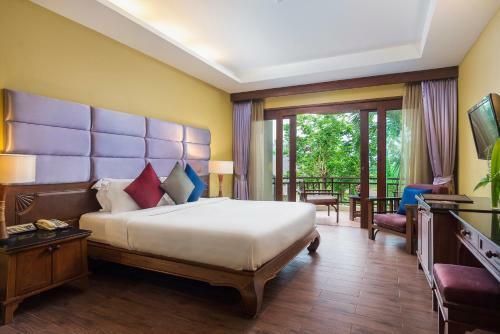 Hotel Nora Beach Resort & Spa