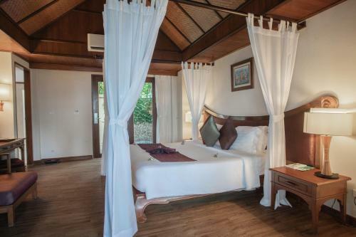 Hotel Nora Beach Resort & Spa