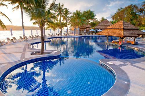 Hotel Nora Beach Resort & Spa