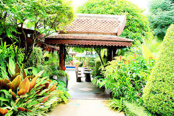 Hotel Baan Vanida Garden Resort