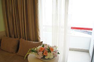 Zenith Hotel Conference & Spa