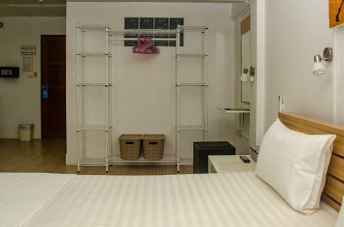 Hostal Allstar Guesthouse