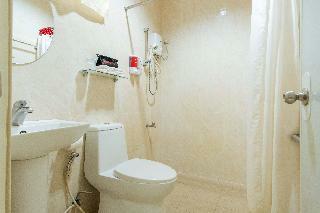 Hotel Reddoorz Premium Near Pristine Beach