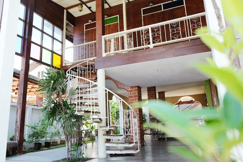 Hotel Pai In Town