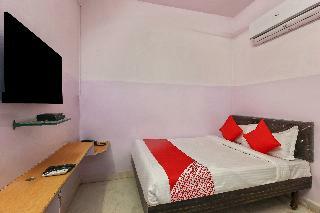 Hotel Raj Banjara White House