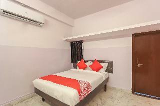 Hotel Raj Banjara White House