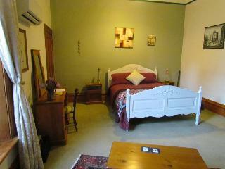 Hotel Ugbrooke Country Estate
