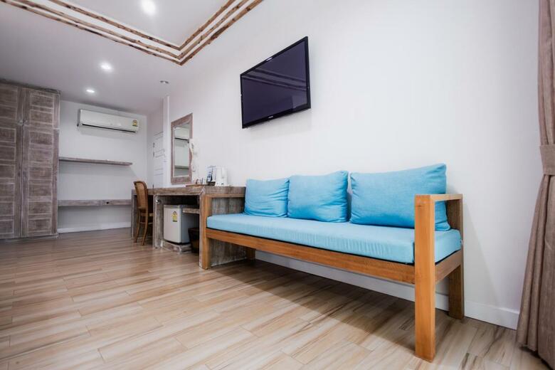 Hotel Ark Bar Beach Resort