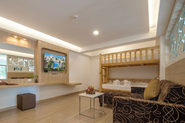 Hotel Chaba Cabana Beach Resort & Spa