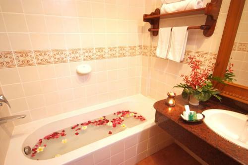 Hotel Bhundhari Chaweng Beach Resort Koh Samui
