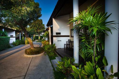 Hotel Baan Talay Resort