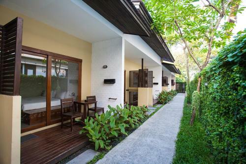 Hotel Baan Talay Resort