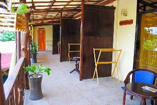 Captain S Lodge And Bar