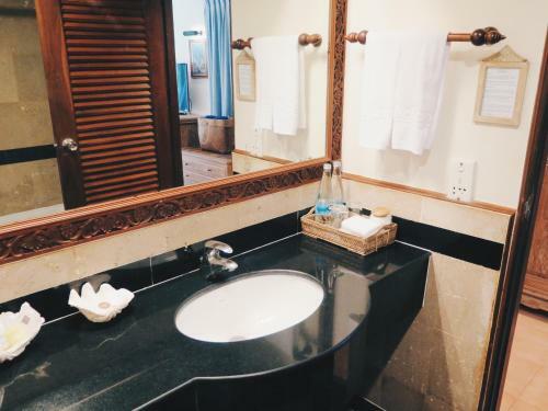 Chaweng Blue Lagoon Hotel