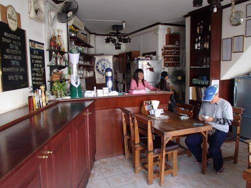 Hostal Tams Guesthouse