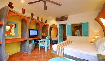 Pandora Lifestyle Hotel