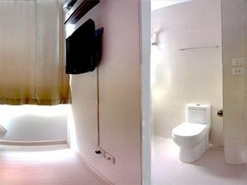 Nantra Ekamai Hotel