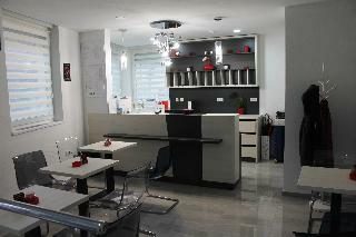 11tica Dm Hotel