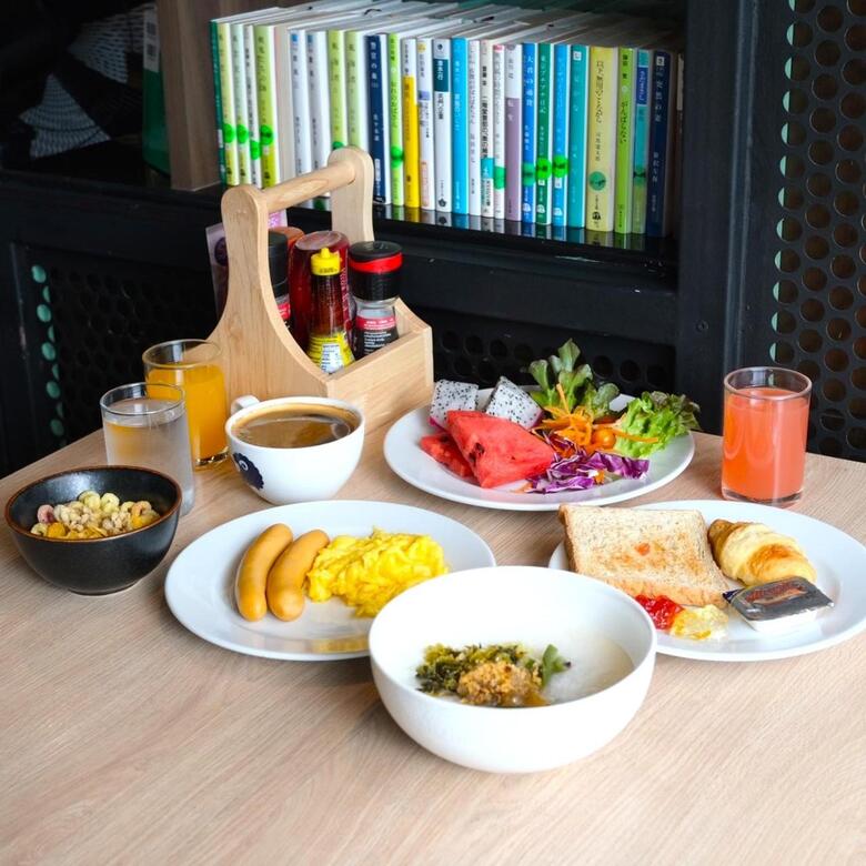 Bed & Breakfast Demeter Residences Suites