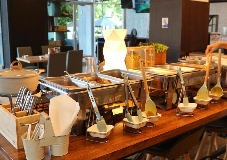 Bed & Breakfast Demeter Residences Suites