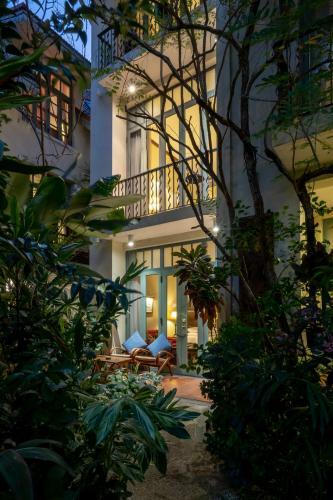 Hotel Ariyasom Villa