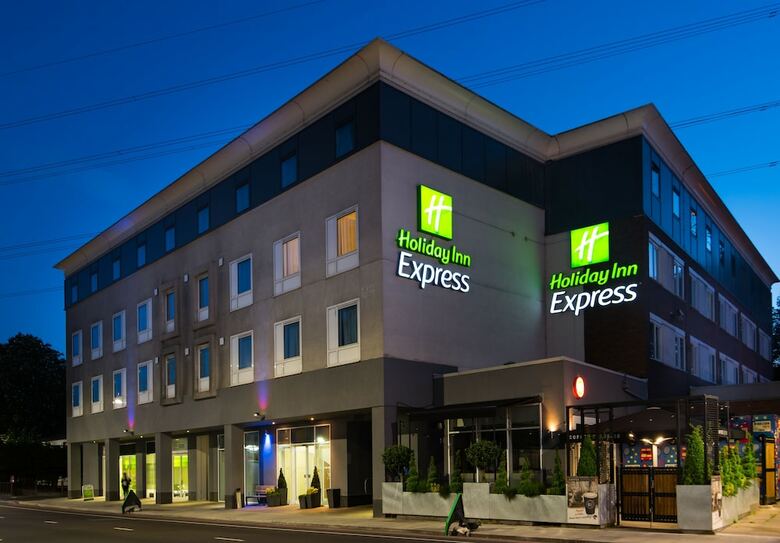 Hotel Holiday Inn Express Wimbledon South