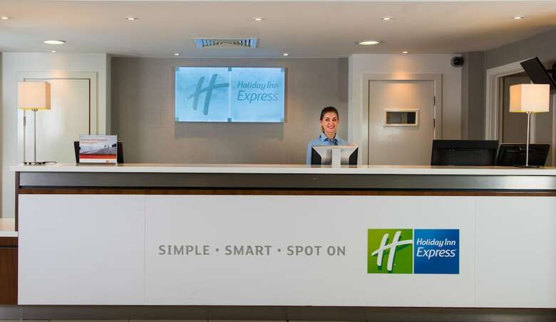 Hotel Holiday Inn Express Wimbledon South