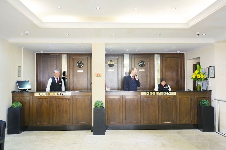 Hotel Queens Park