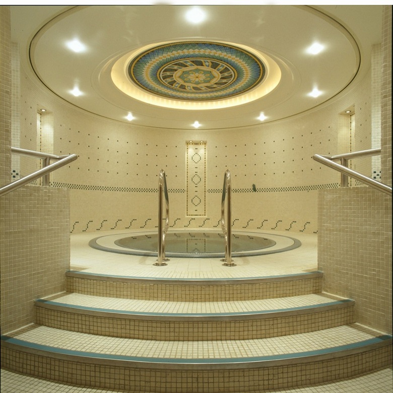 Hotel Middle Eight