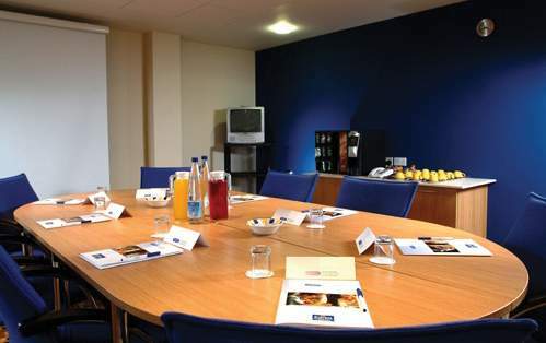 Hotel Express By Holiday Inn Limehouse