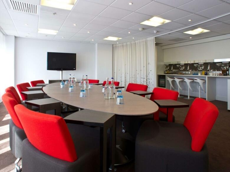 Hotel Novotel London West