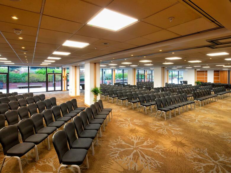 Hotel Novotel London West