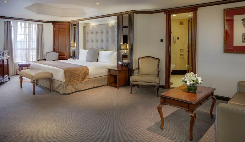 Melia White House Hotel