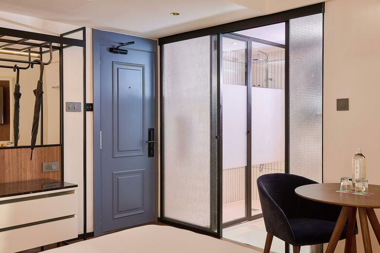 Melia White House Hotel