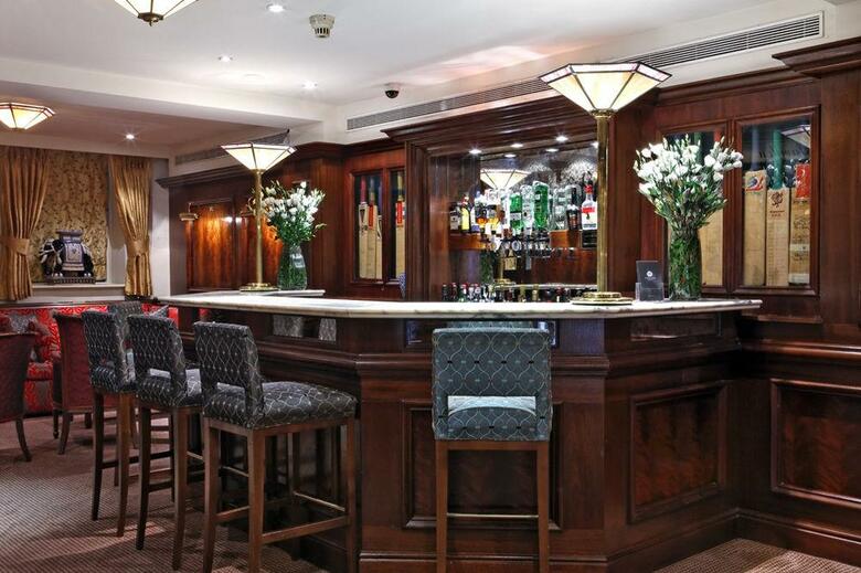 Rochester Hotel By Blue Orchid