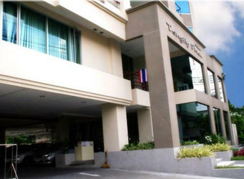 Apartamentos Tongtip Place