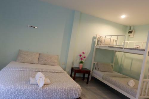 Sri Krungthep Hotel