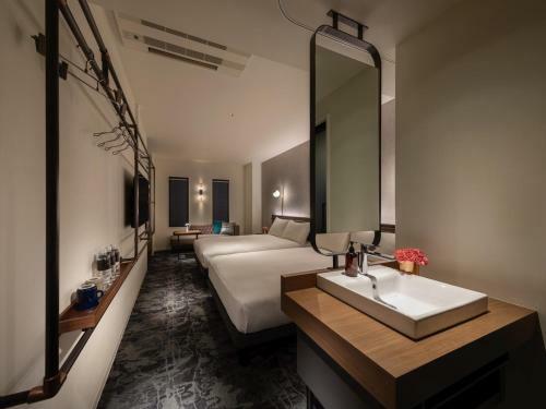 Hotel The Lively Honmachi Osaka