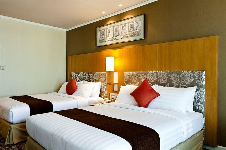 Hotel Royal Princess Larn Luang