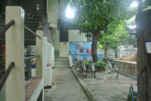 Hostal Chok Dee Guesthouse II