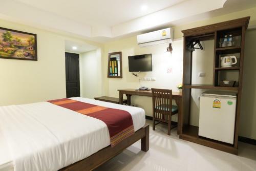 Riverside House Bed & Breakfast