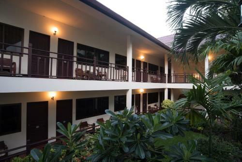 Riverside House Bed & Breakfast
