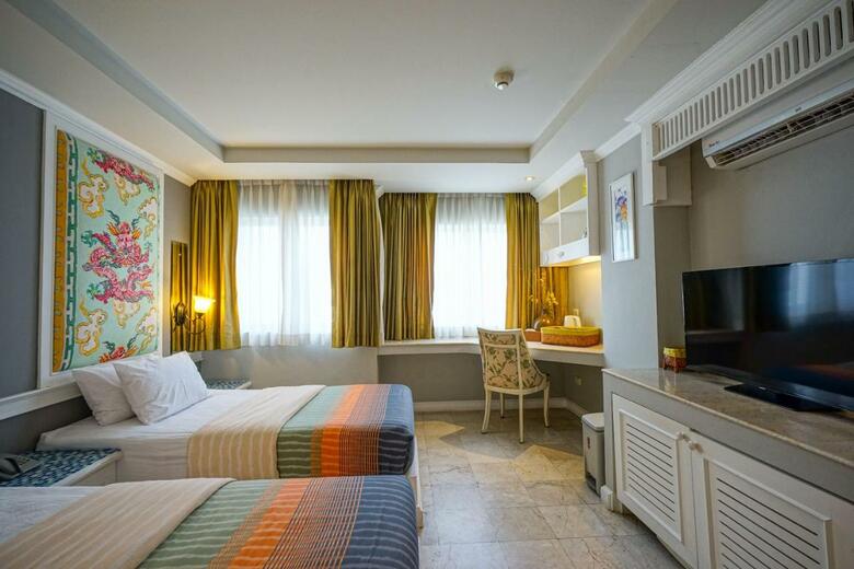 Hotel At Pingnakorn